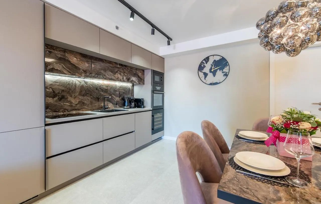 Val Di Sole 2 Apartamento Poreč