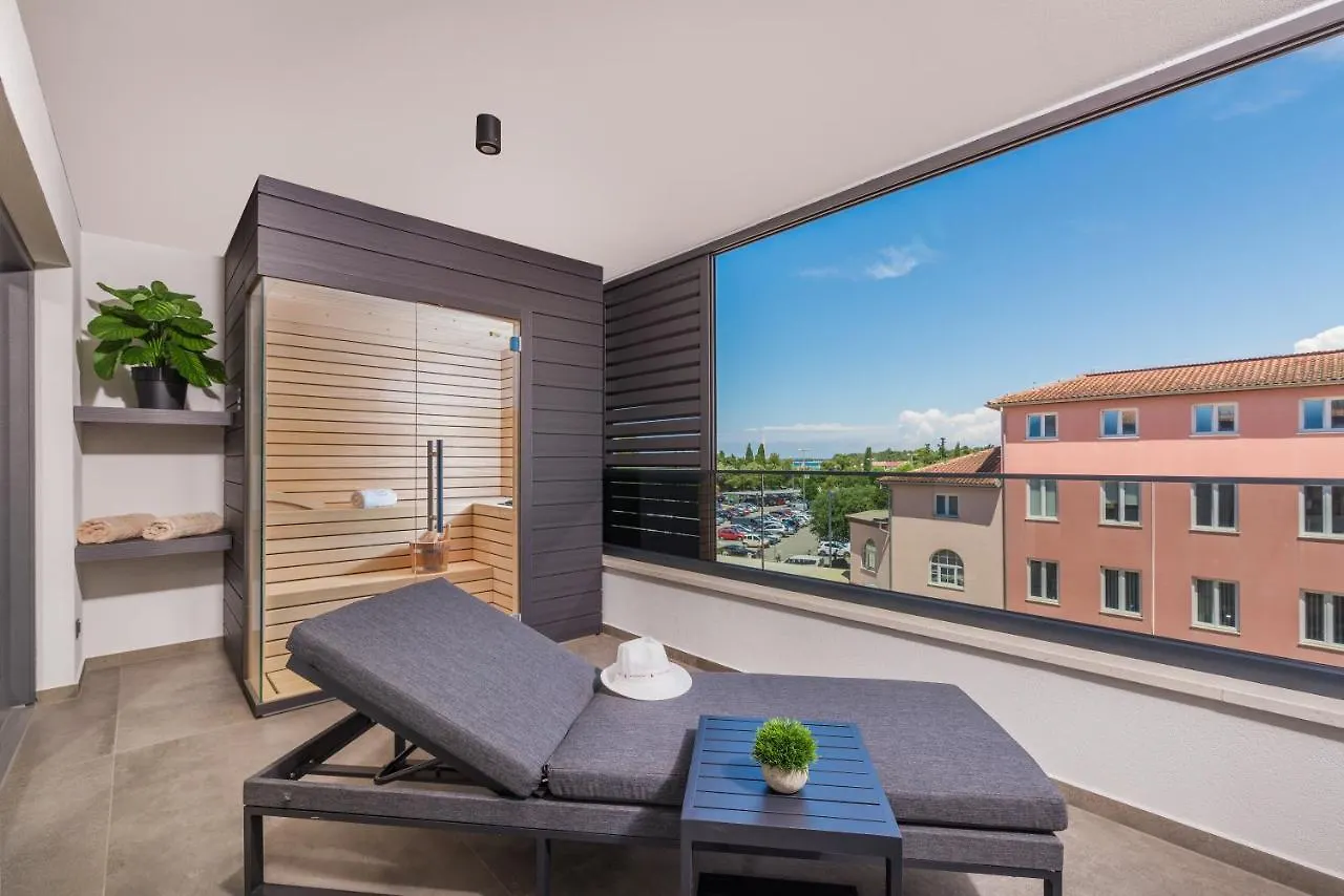 Val Di Sole 2 Apartamento Poreč Croácia
